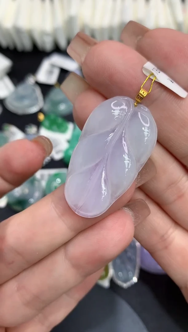吊坠(不含链)18K金镶嵌翡翠111
