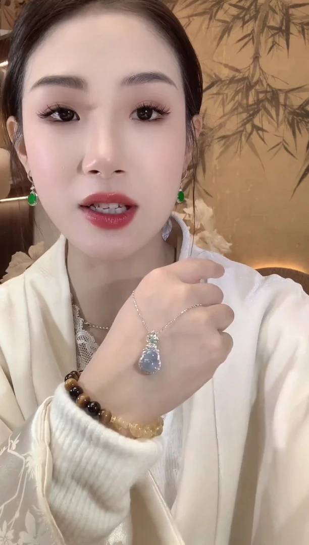 【闪购商品】翡翠吊坠(不含链)18K金镶嵌A12多样性发一件