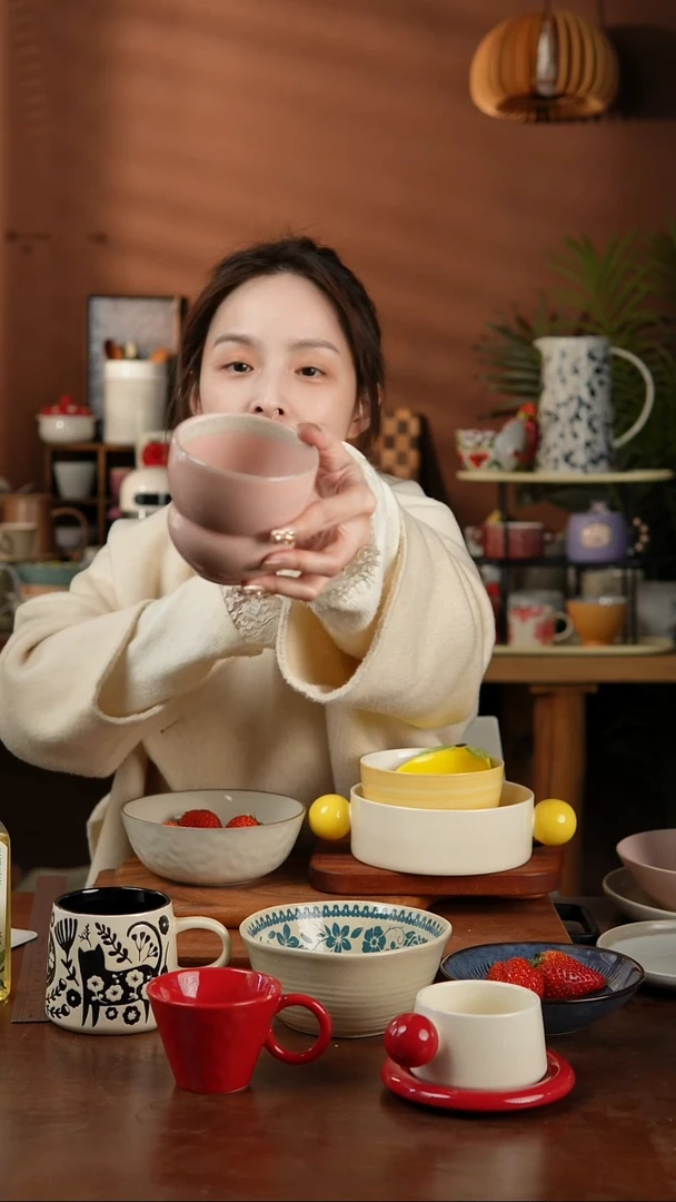 【闪购商品】碗浅粉色大号葫芦杯 微瑕凑满20发货