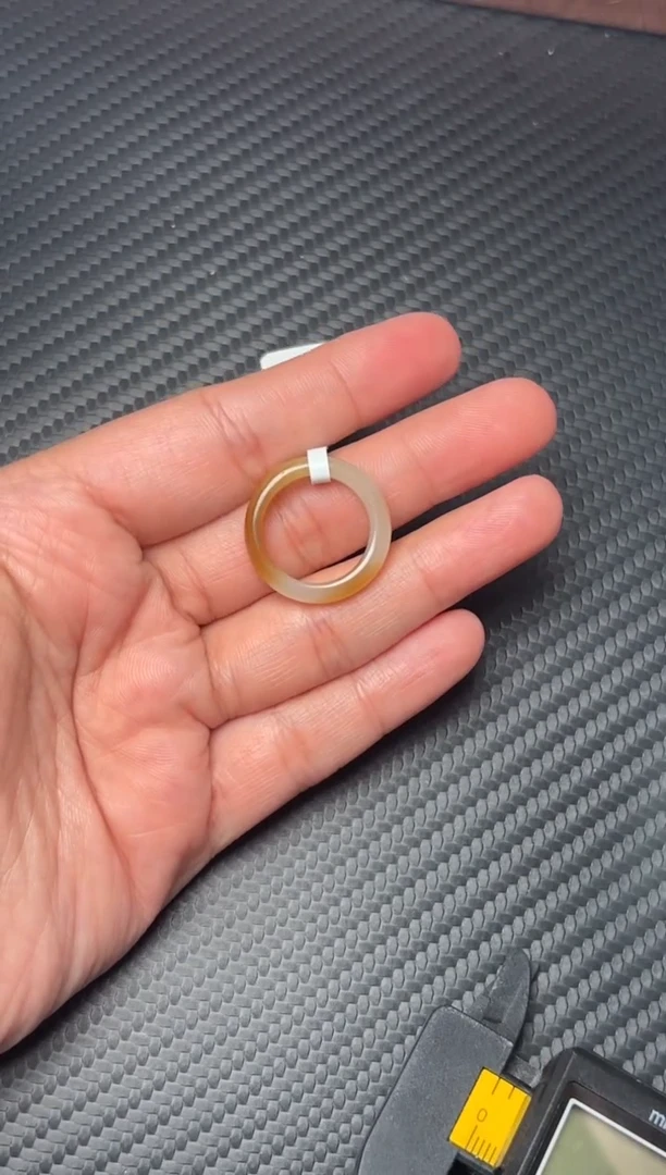 未镶嵌戒圈和田玉若羌微色差17戒圈m