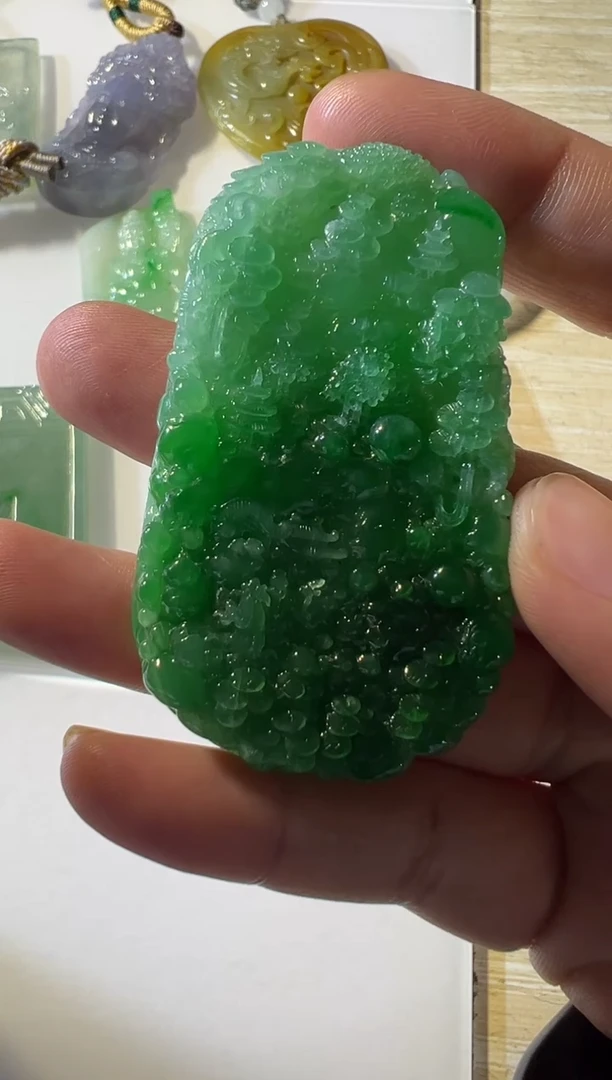 未镶嵌定制翡翠牌子