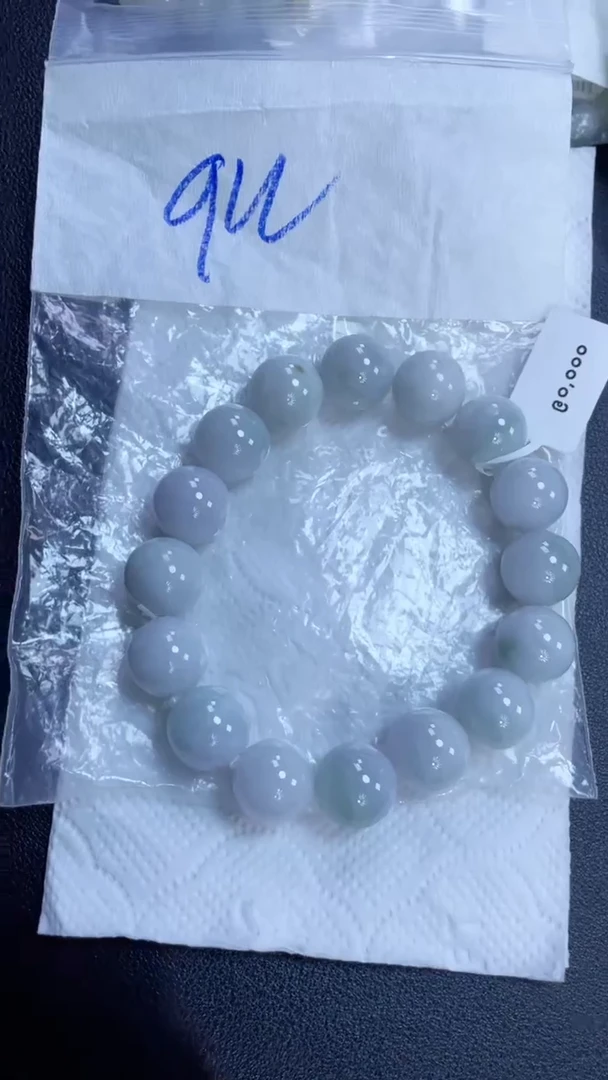 定制翡翠未镶嵌珠串