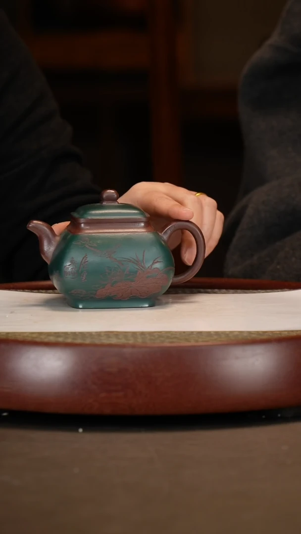 【闪购商品】紫砂茶壶四方坦然套组+唐云后人画