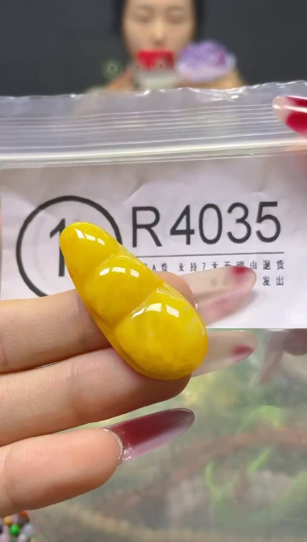 颈饰未镶嵌翡翠/R/翡翠A货，一件也是批发价
