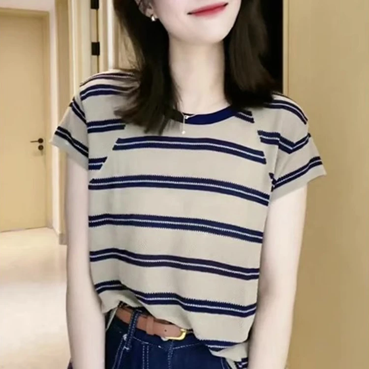 设计感正肩条纹短袖t恤女夏季2024新款洋气减龄高级感小众上衣女t