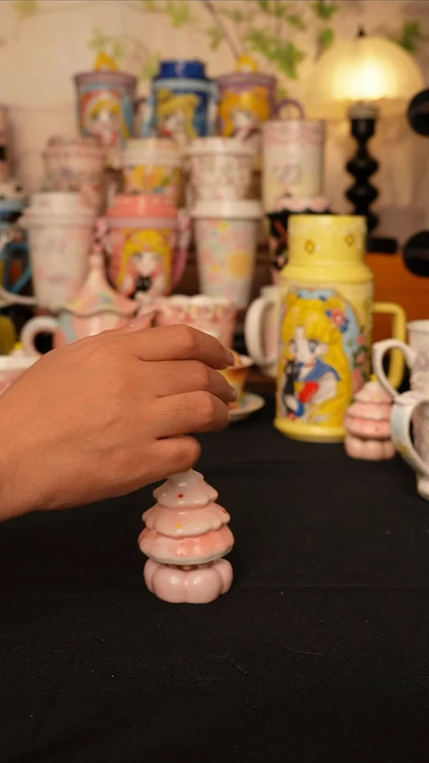 陶景德镇手绘的杯子