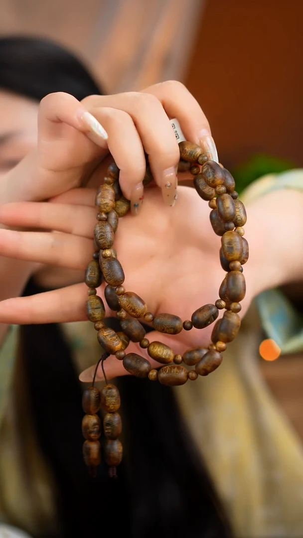 【闪购商品】沉香手串留疤多圈36g