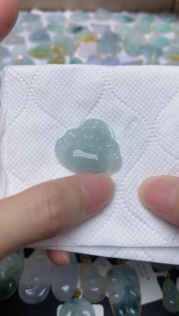 翡翠未镶嵌颈饰天然A货翡翠