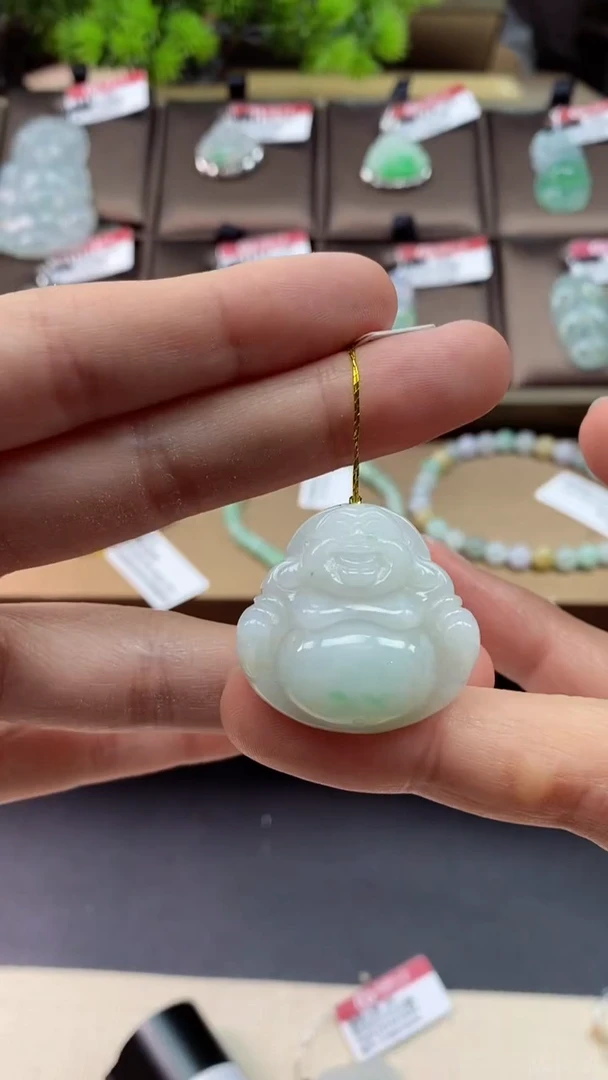 【闪购商品】翡翠颈饰未镶嵌佛公