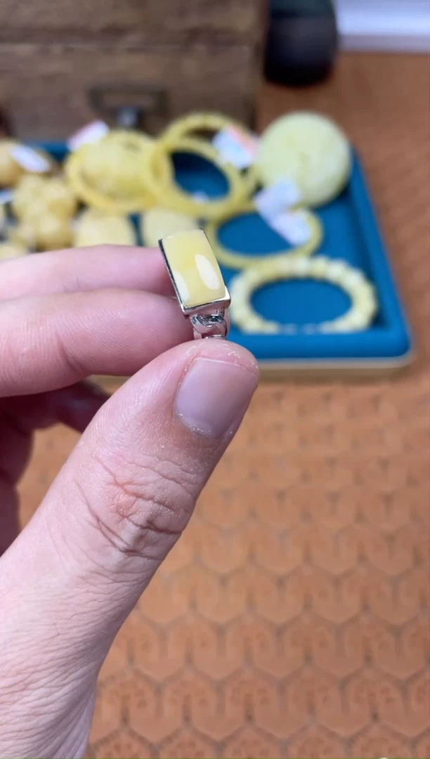 【闪购商品】琥珀裸石银S925镶嵌DZWY8012多样性发其中一件