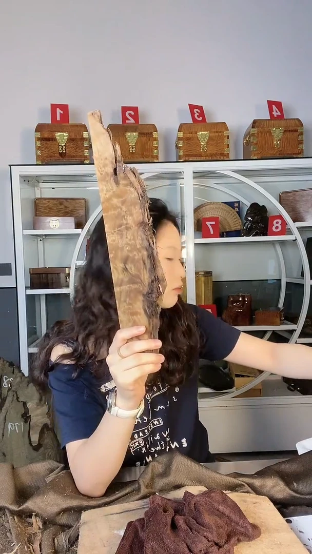 宝****木金丝楠木原料木材