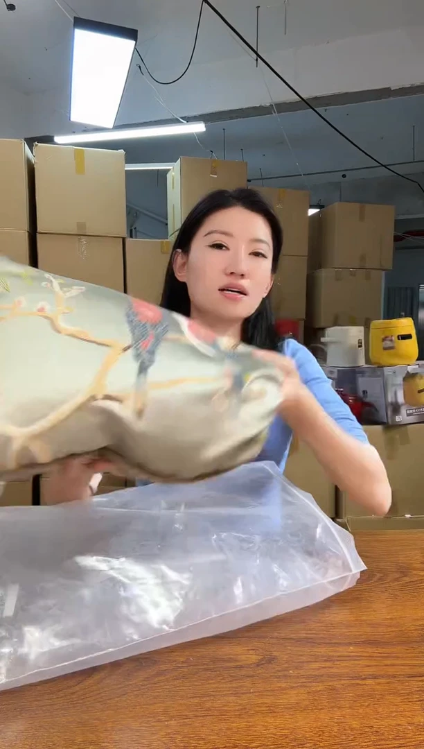 小狐狸瓷器哇哇哇