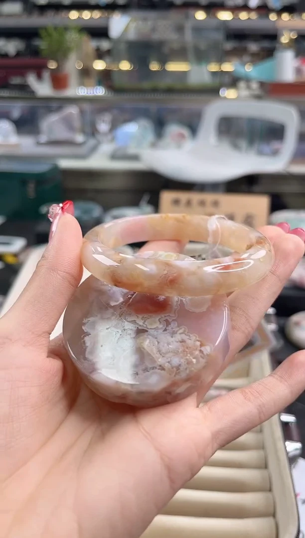 未镶嵌手镯石英质玉60圈口 （赠品镯心）3660125