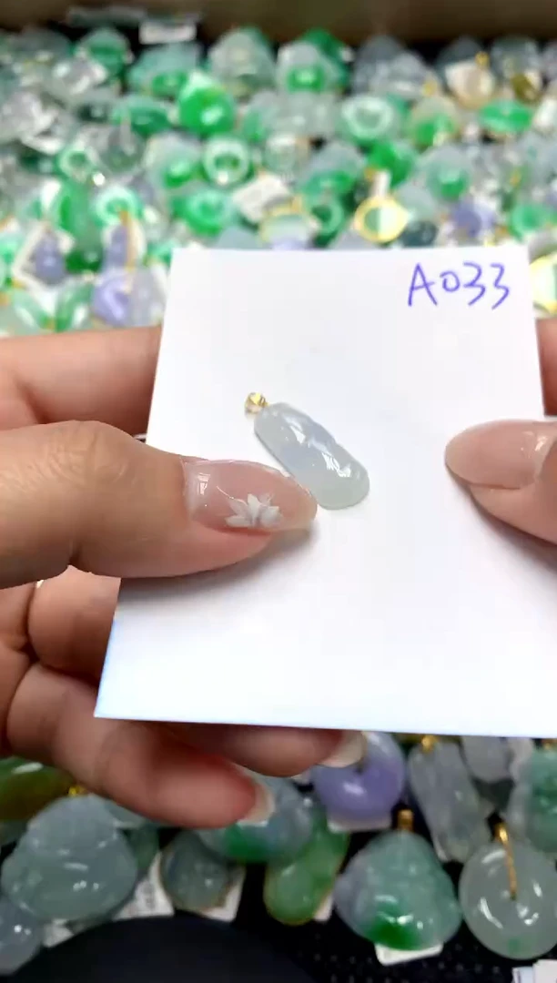 【闪购商品】翡翠颈饰18K金镶嵌111111111111111111