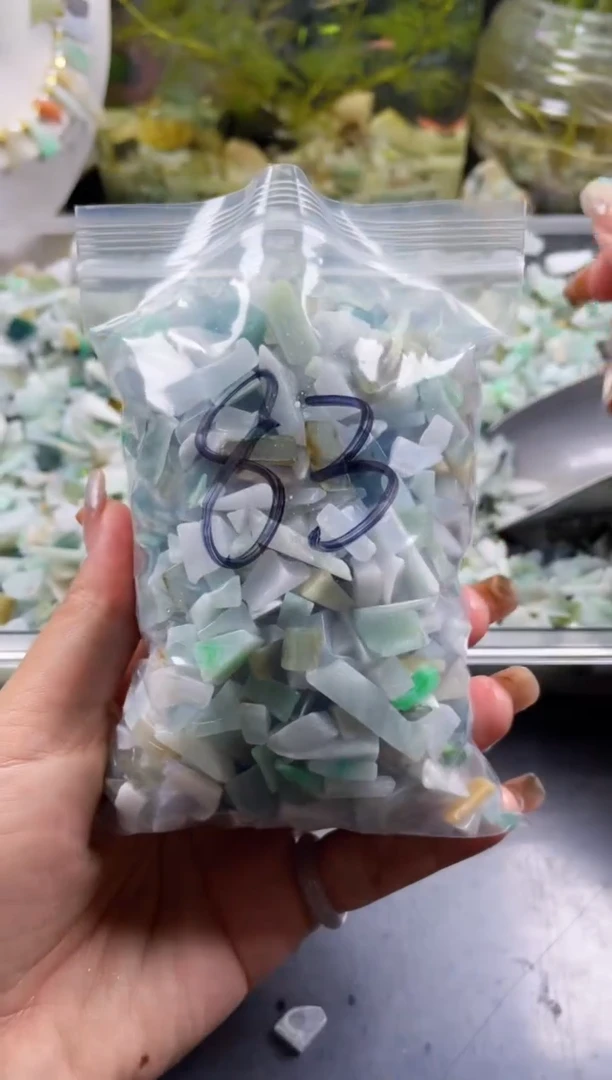 配石翡翠天然翡翠迷你500克83