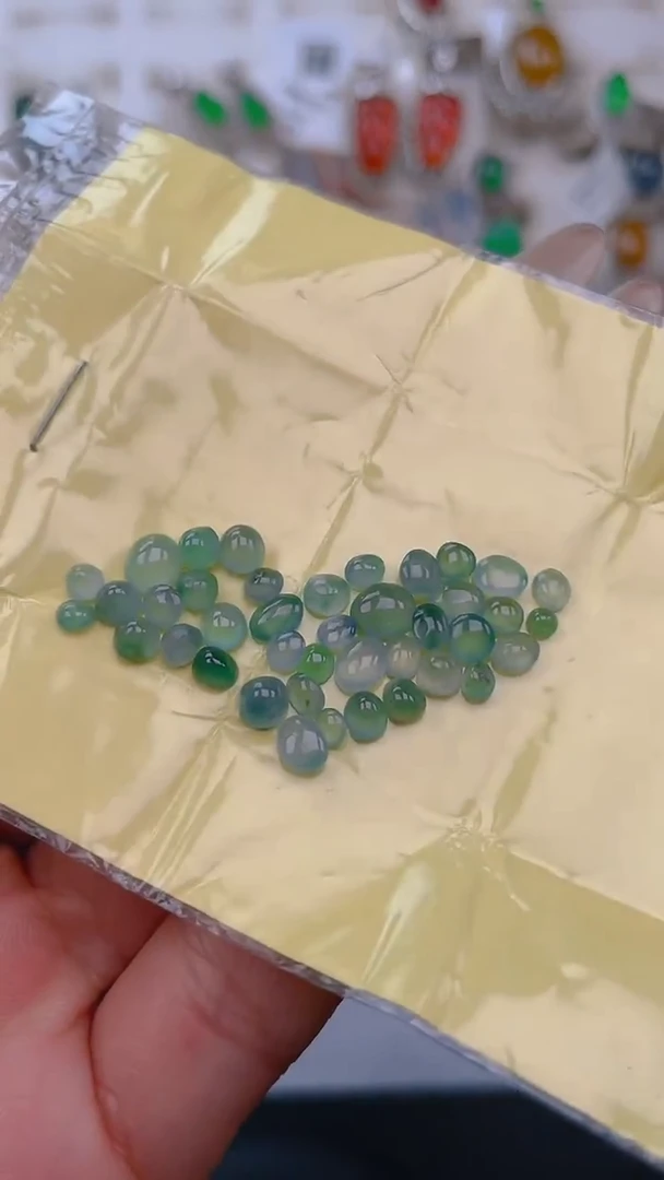 裸石翡翠天然翡翠蛋面59