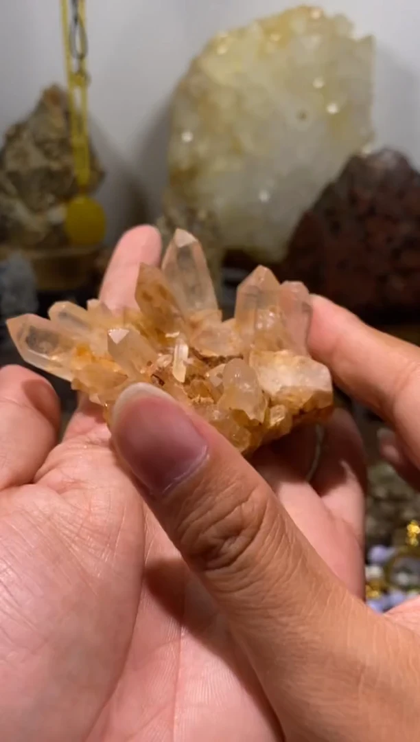 水晶珠宝半成品未镶嵌22号 马岛水晶簇
