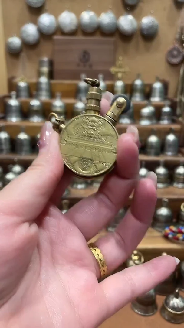 君**球黄龙打火机