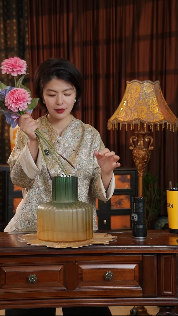 琉璃琉璃371.。。。。。。。。。