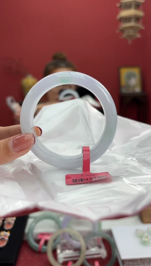 【闪购商品】翡翠手镯未镶嵌手镯