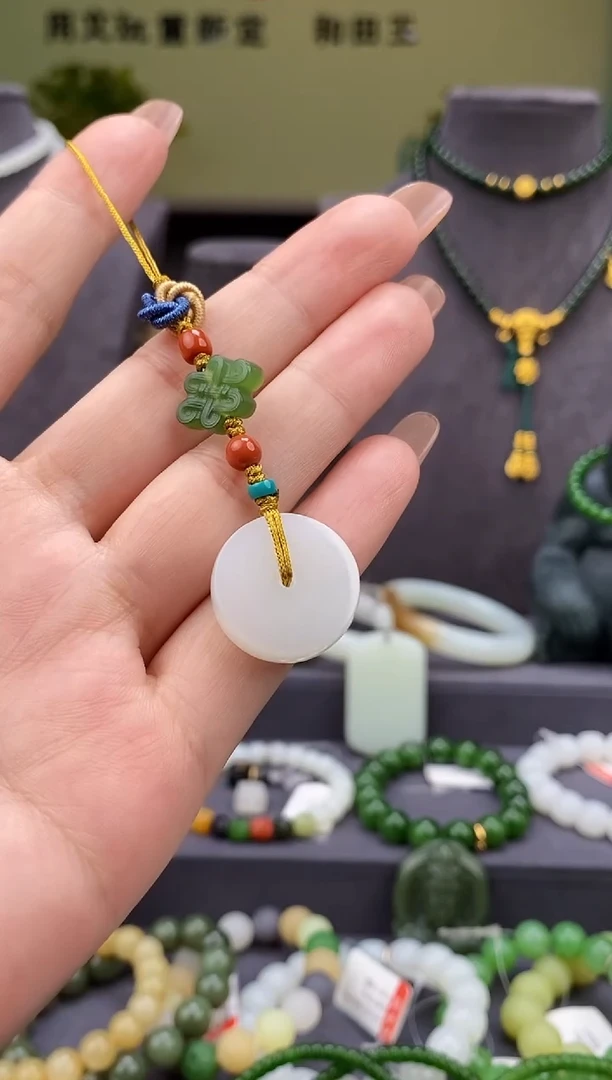 和田玉未镶嵌挂件白玉挂件