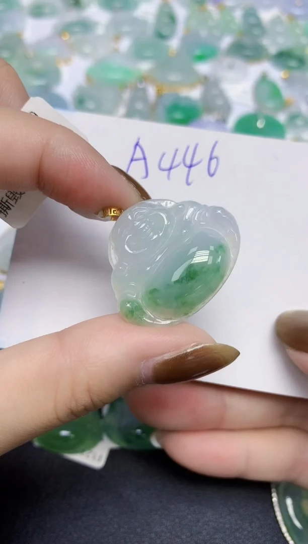 颈饰18K金镶嵌翡翠天然缅甸翡翠A货翡翠百元以上9元证书费自理