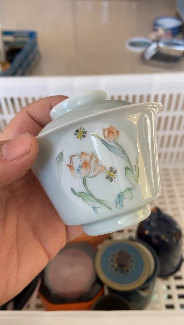 杯无运费险有瑕疵的摄影的产品有使用过的痕迹有点脏介意勿拍