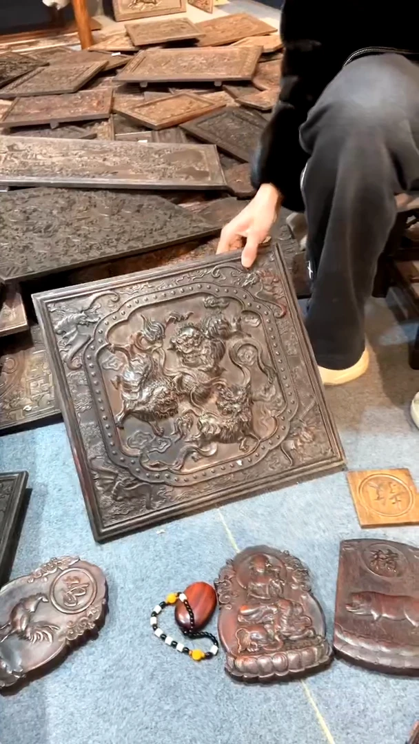 【闪购商品】木紫檀雕刻一物一拍一直播为准