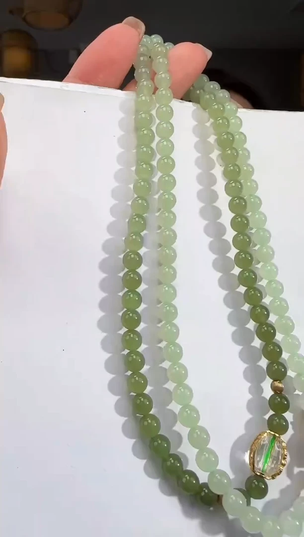 和田玉未镶嵌吊坠(不含链)1