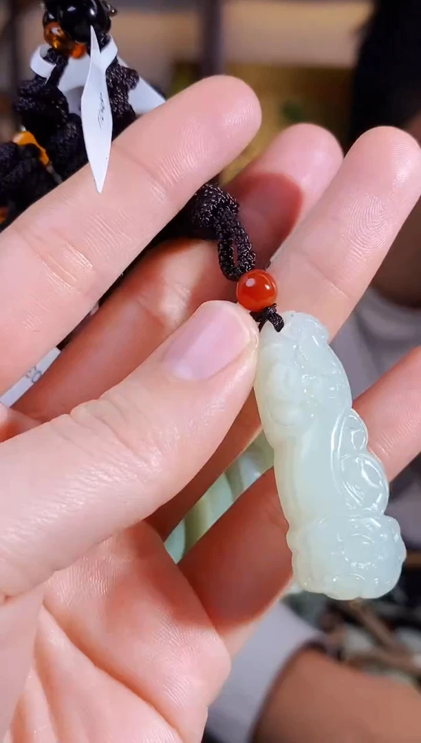 【闪购商品】和田玉颈饰未镶嵌1