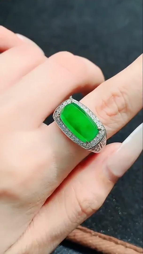 未镶嵌挂件翡翠天然翡翠