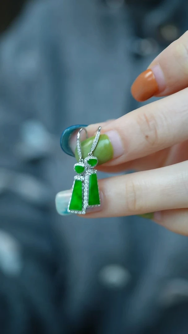 18K金镶嵌翡翠耳饰48-耳坠/姿/1