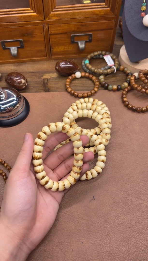 紫金鼠吊坠花皮大肠 卡14