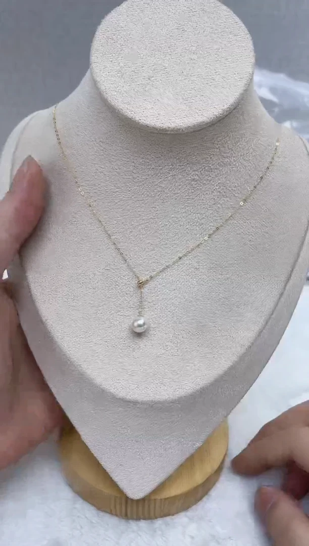 颈饰18K金镶嵌海水珍珠