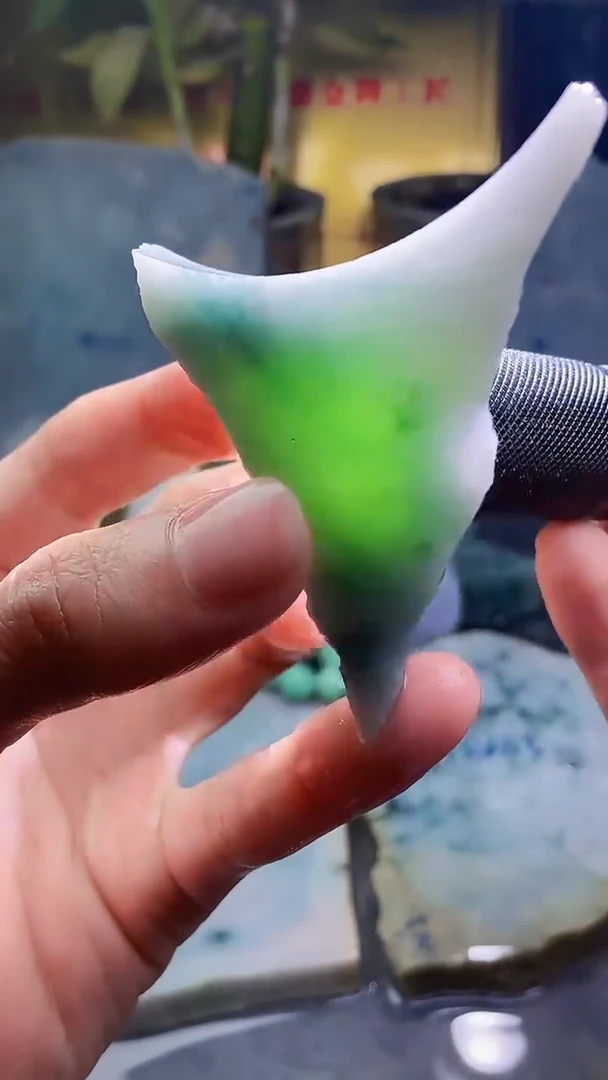 未镶嵌挂件翡翠小雨109