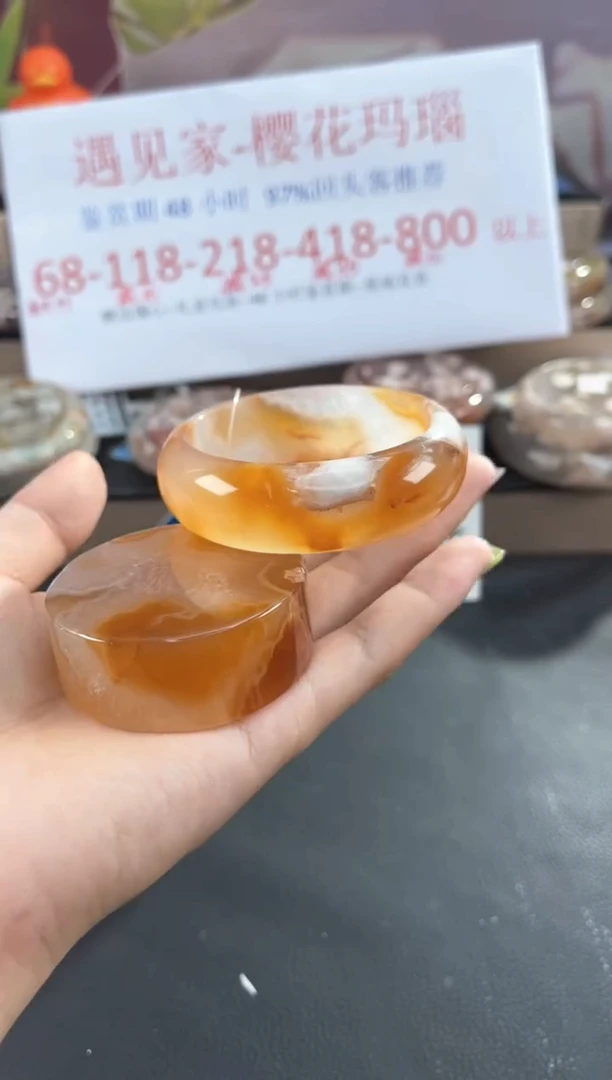 未镶嵌手镯石英质玉55