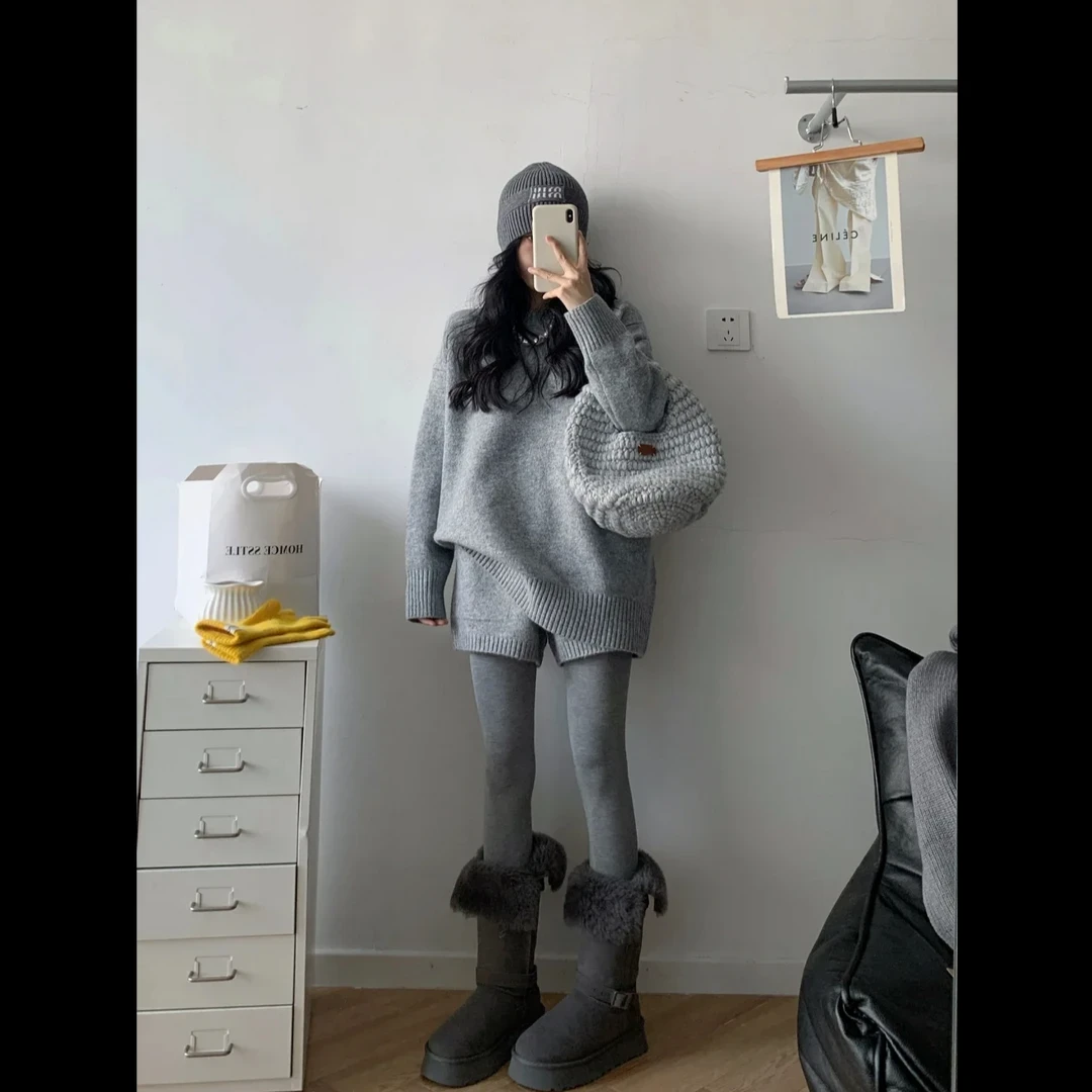 时尚套装灰色宽松休闲毛衣针织衫女秋冬高级感高腰休闲短裤两件套