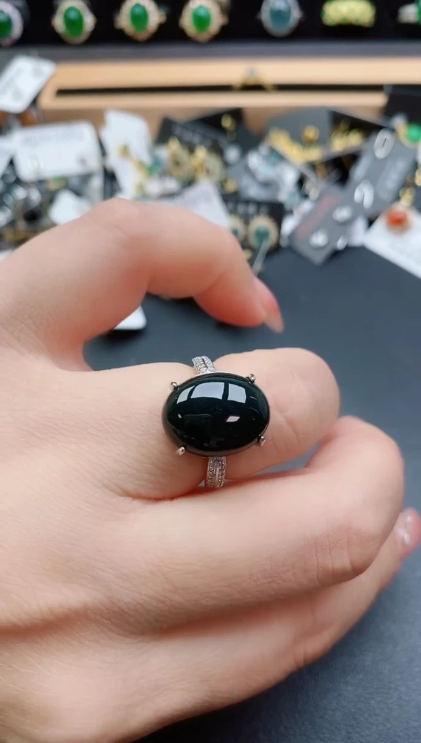 银S925镶嵌戒指翡翠1