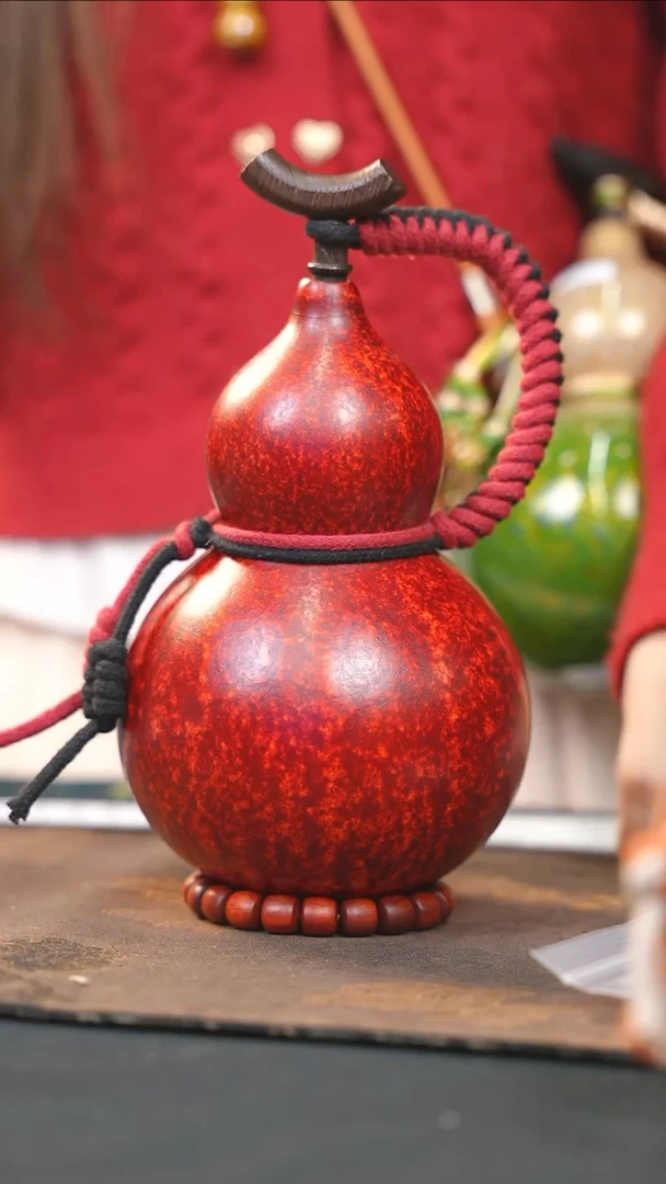 【闪购商品】WB253大漆酒葫芦不包手串及旋转底座