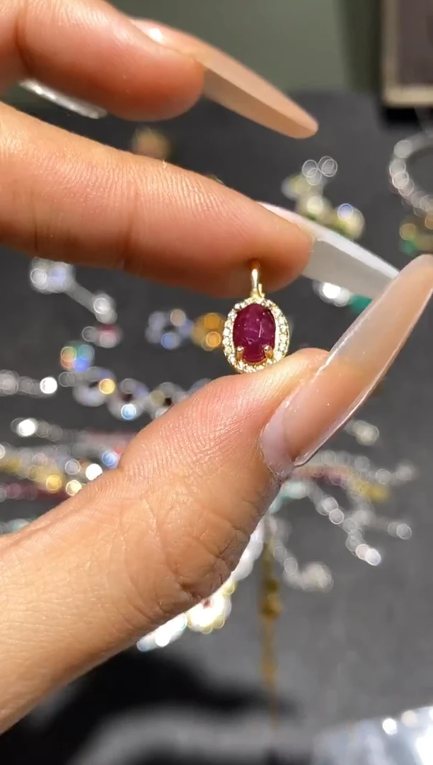 颈饰银S925镶嵌红宝石吊坠