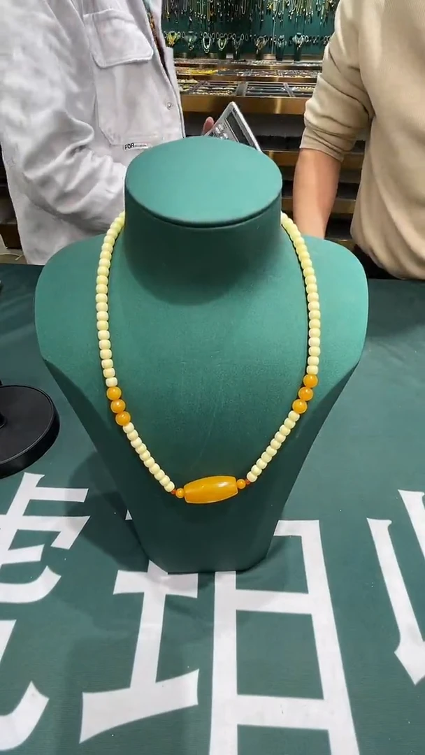 琥珀颈饰未镶嵌琥珀蜜蜡桶珠项链