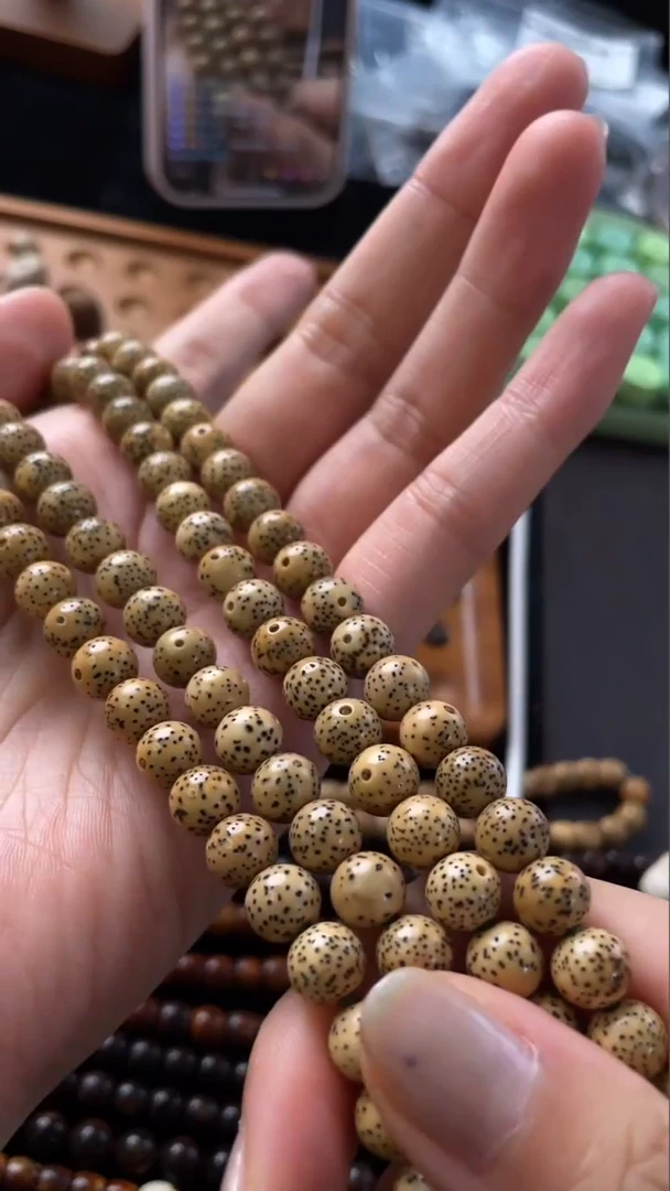 星月菩提吊坠精工级陈籽圆珠8长串（白）