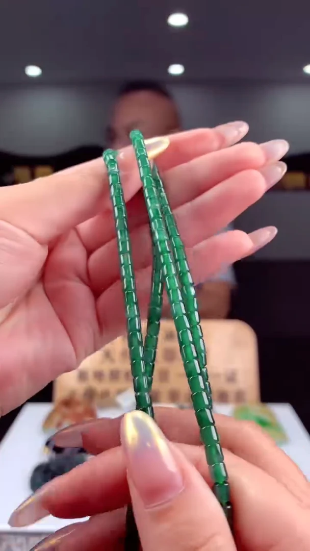 定制翡翠未镶嵌天然翡翠（拍一发一）