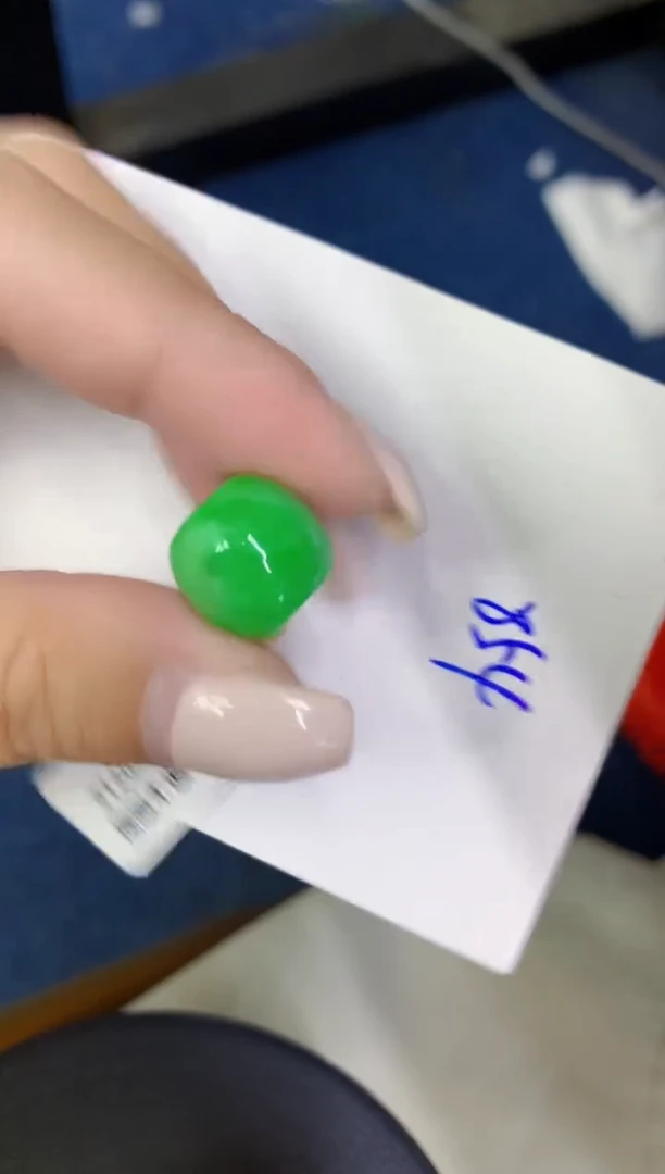 颈饰未镶嵌翡翠缅甸天然翡翠A货