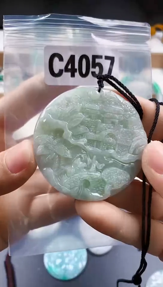 颈饰未镶嵌翡翠天然翡翠吊坠挂件