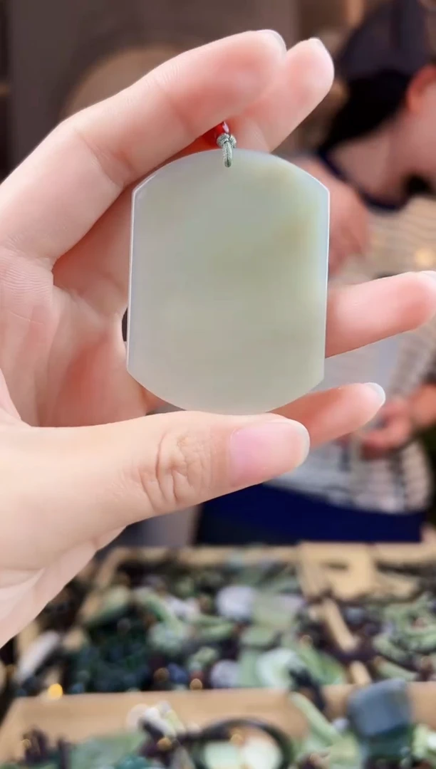 颈饰未镶嵌和田玉拍一发一，多样性发货