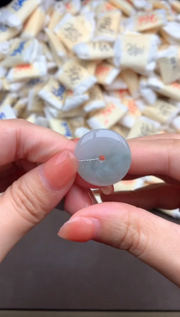 【闪购商品】翡翠挂件未镶嵌一