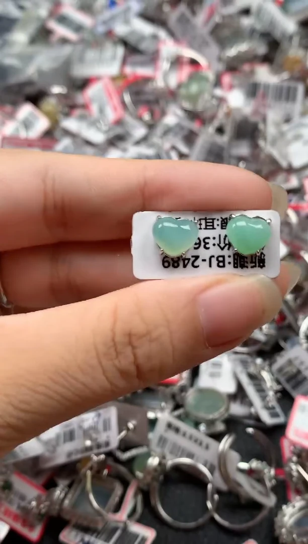 银S925镶嵌戒指翡翠天然A货缅甸翡翠