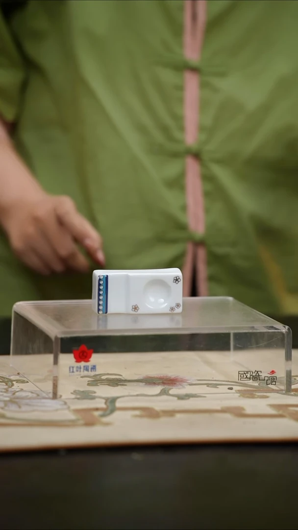 2个微瑕富贵鸟双头筷架