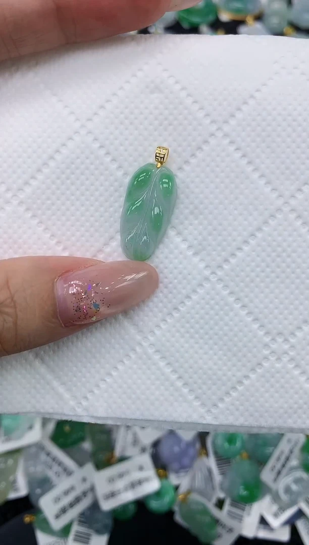 颈饰未镶嵌翡翠1111111111